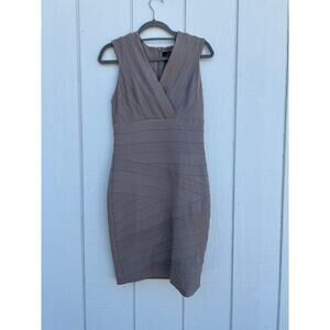 Robert Rodriguez Beige Bodycon V Neck Cross Chest Dress,‎ Size 6